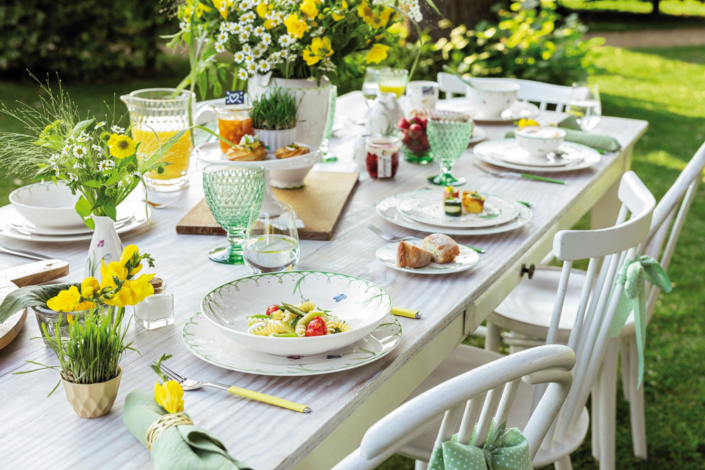 decorazione della tavola per la primavera